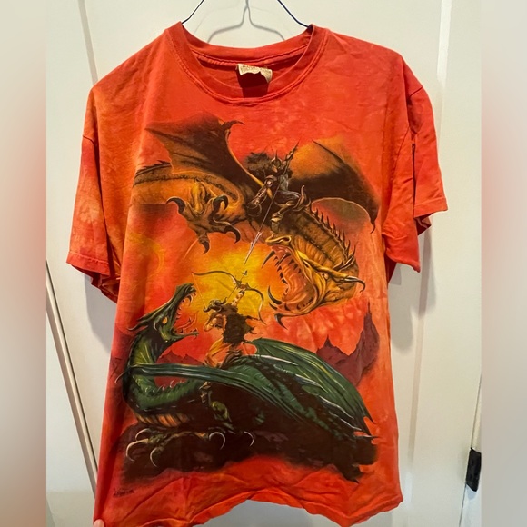 Vintage 2001 The Mountain Two Dragons Fighting Tee sz LG - Picture 1 of 3